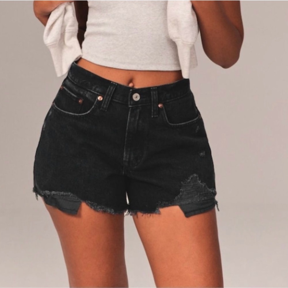 Abercrombie & Fitch Curve Love The Boyfriend Short mid rise